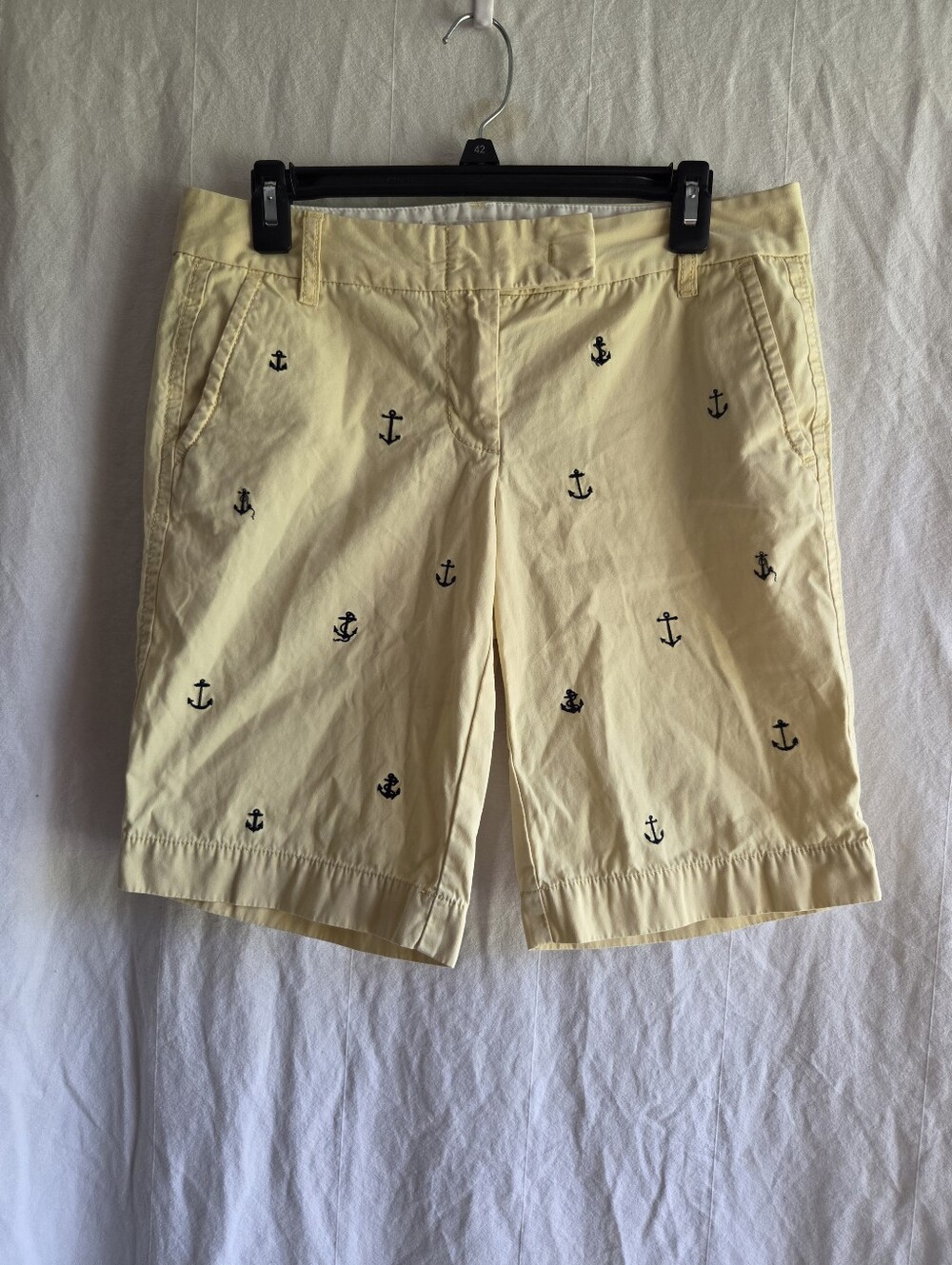 J.Crew Broken-In Chino Shorts Women's Sz 6 Yellow 10" Cotton Preppy East Coast